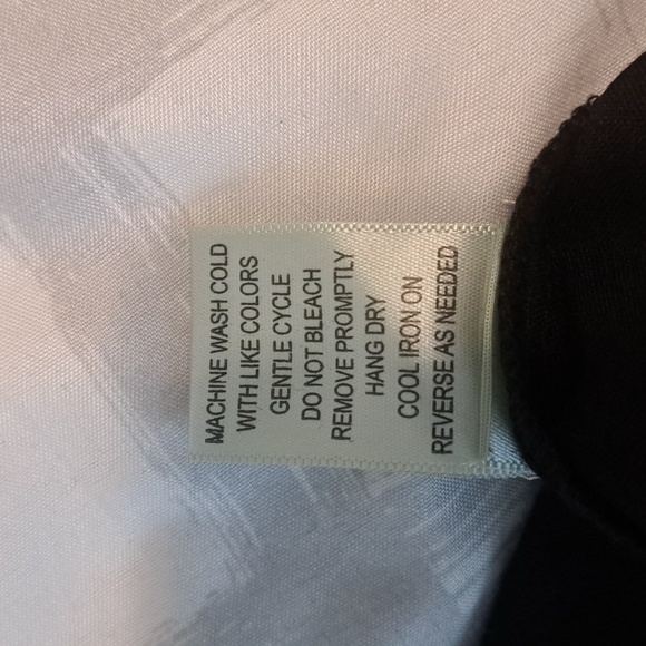 Dress - Picture 8 of 10